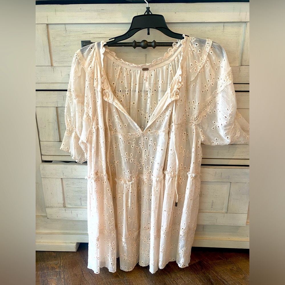 Free People Eyelet Tunic - size small